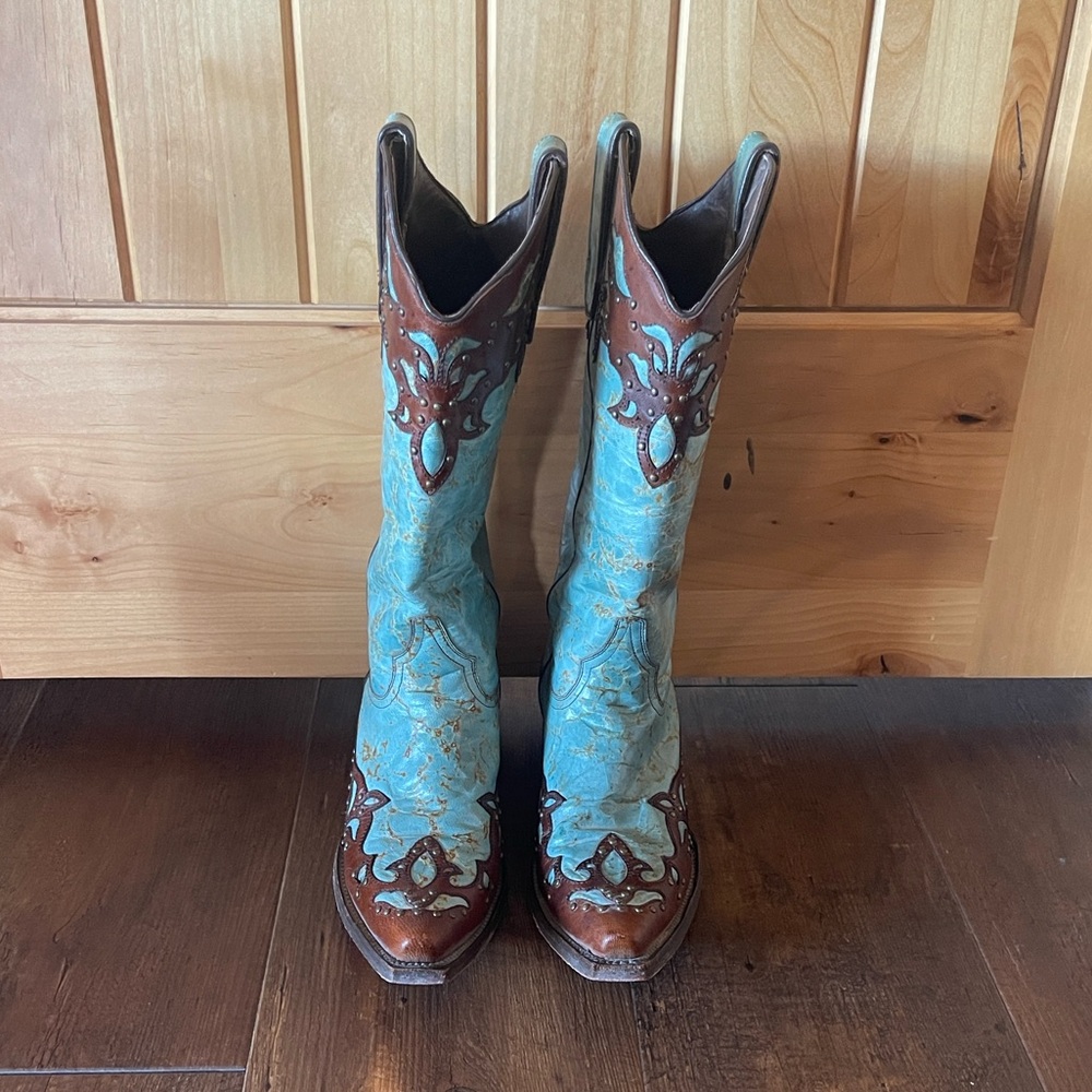Denver Mountain Sz 7 Turquoise & Brown Studded Snip Toe Cowboy Boots